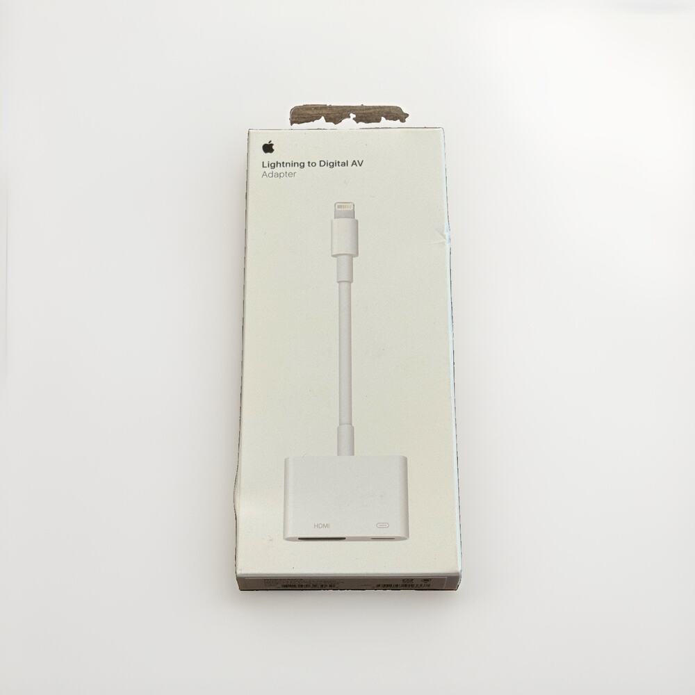 Genuine Apple Lightning to Digital AV Adapter HDMI & Lightning MD826AM/A NEW